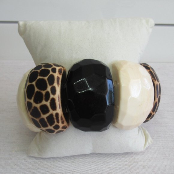 QVC Joan Rivers Wild Game Chunky Stretch Bracelet Size L/XL, $99 - Picture 2 of 5